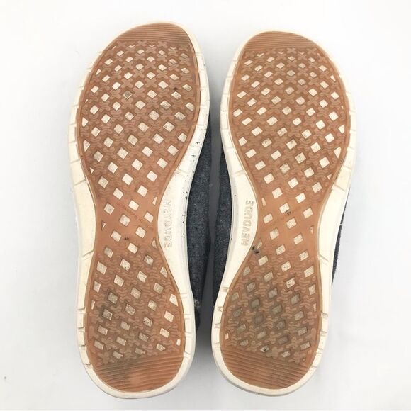 Hey Dude Welsh Grey Houndstooth Slip On Casual Shoes - Picture 10 of 11